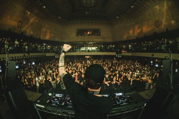 Photo for: Los Angeles best after-hours spots