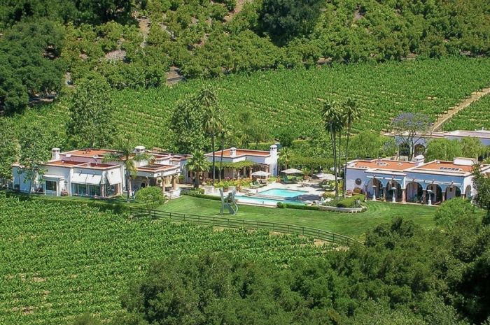 Photo for: Top 10 Wineries in Los Angeles